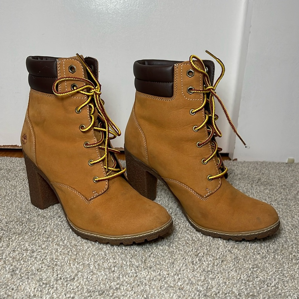 Timberland Women’s Tillston Boots Heels 7.5